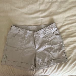 Koppen woman’s shorts